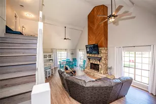 1981 County Rd 291, Sargent, TX 77414 - Photo 12