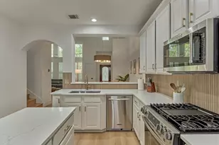 27 Medley Ln, The Woodlands, TX 77382 - Photo 6