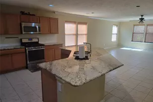 3112 Laurel Bend Ln, Pearland, TX 77584 - Photo 4