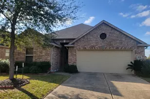 3112 Laurel Bend Ln, Pearland, TX 77584 - Photo 1