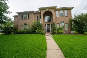 2006 Pebble Ln, Friendswood, TX 77546 - Photo 1