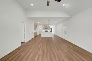 21430 Jacaranda Blossom Wy, Tomball, TX 77377 - Photo 8