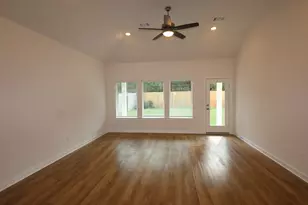 21430 Jacaranda Blossom Wy, Tomball, TX 77377 - Photo 4