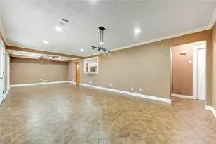 9922 Carmalee St, Houston, TX 77075 - Photo 14