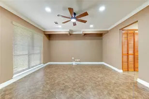 9922 Carmalee St, Houston, TX 77075 - Photo 4