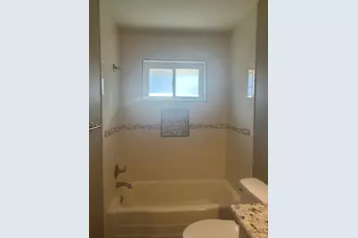 11410 Ashcroft Drive, Houston, TX 77035 - Photo 20