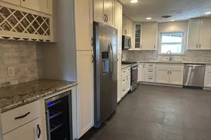 11410 Ashcroft Dr, Houston, TX 77035 - Photo 8