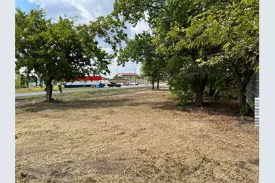 606 W McAlpine Street, Navasota, TX 77868 - Photo 2
