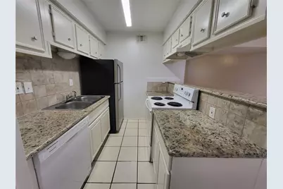 1433 Cedar Post Lane #25, Houston, TX 77055 - Photo 14