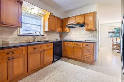 5238 Loch Lomond Drive, Houston, TX 77096 - Photo 6