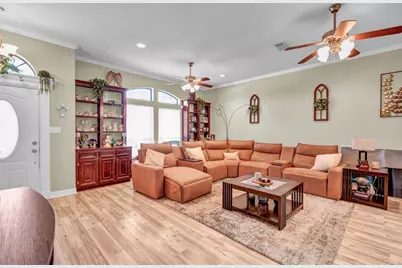 714 Moore Street, Richwood, TX 77566 - Photo 4
