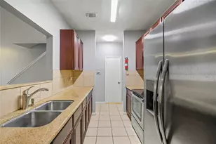3042 Holly Hall St, Houston, TX 77054 - Photo 8