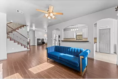 16918 Lake Willowby Lane, Houston, TX 77044 - Photo 8