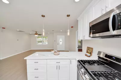 3106 Sunnydale Drive, Houston, TX 77051 - Photo 14