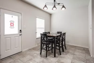 901 Jefferson Avenue, Cleveland, TX 77327 - Photo 4