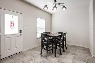 901 Jefferson Ave, Cleveland, TX 77327 - Photo 4