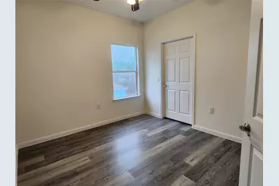 6202 Lacey Oak Drive, Hitchcock, TX 77563 - Photo 10