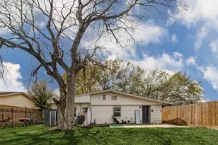 4815 Edfield St, Houston, TX 77033 - Photo 18