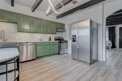 4815 Edfield Street, Houston, TX 77033 - Photo 8