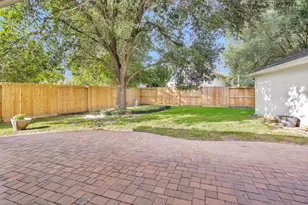 138 S Evangeline Oaks Cir, The Woodlands, TX 77384 - Photo 42