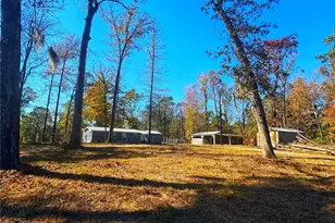 1405 May Dr, Onalaska, TX 77360 - Photo 18