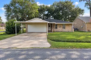 3130 Balzar Dr, Dickinson, TX 77539 - Photo 1