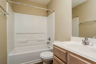 12718 Blue Timbers Ct, Houston, TX 77044 - Photo 16