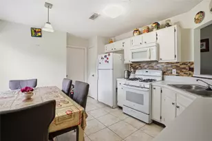 15258 Ferness Ln, Channelview, TX 77530 - Photo 4