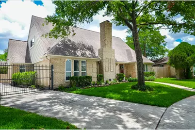 11302 Burgoyne Drive, Houston, TX 77077 - Photo 2