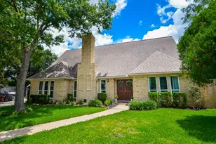 11302 Burgoyne Dr, Houston, TX 77077 - Photo 1