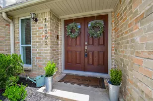 11302 Burgoyne Dr, Houston, TX 77077 - Photo 4