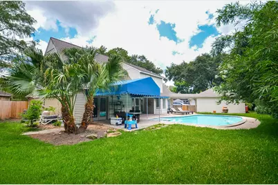 11302 Burgoyne Drive, Houston, TX 77077 - Photo 32