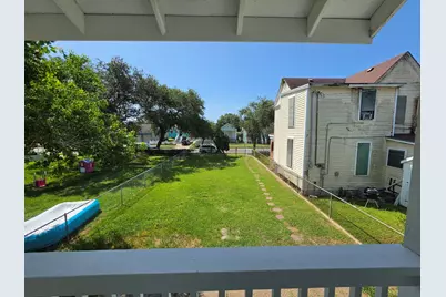 3716 Avenue O, Galveston, TX 77550 - Photo 10