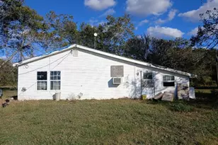 885 Bullock Rd, Palacios, TX 77957 - Photo 12
