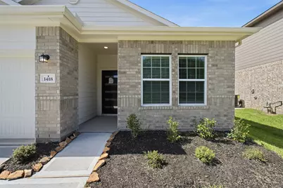 1418 16th Ave, Texas City, TX 77590 - Photo 2