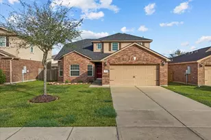 322 Shoshone Ridge Dr, La Marque, TX 77568 - Photo 1