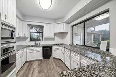 3811 Trappers Forest Drive, Houston, TX 77088 - Photo 32