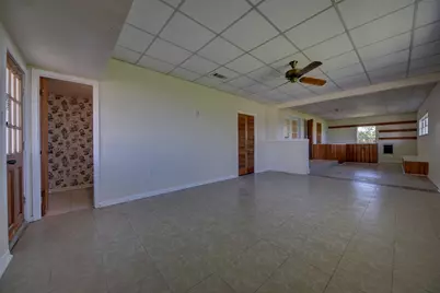 415 Silliman Street, Sealy, TX 77474 - Photo 22