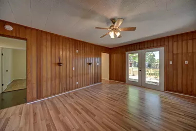 415 Silliman Street, Sealy, TX 77474 - Photo 30