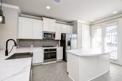 2033 Millbridge Spring, South Houston, TX 77051 - Photo 2