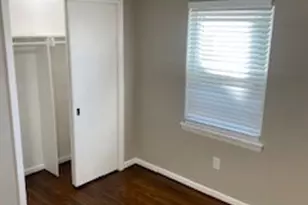 2626 Tidewater Dr, Houston, TX 77045 - Photo 10