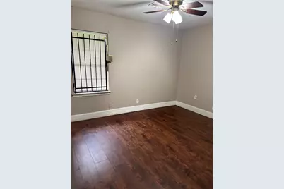 5631 Groveton Street, Houston, TX 77033 - Photo 8