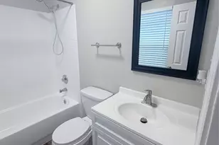 8202 Cannon St, Houston, TX 77051 - Photo 16