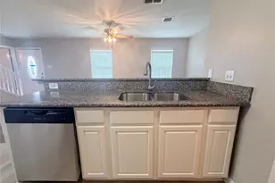 8202 Cannon St, Houston, TX 77051 - Photo 10