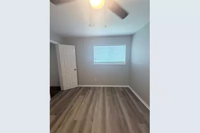8202 Cannon Street #B, Houston, TX 77051 - Photo 20