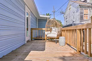 1615 Avenue L, Galveston, TX 77550 - Photo 38