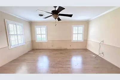 321 20th Avenue N, Texas City, TX 77590 - Photo 10