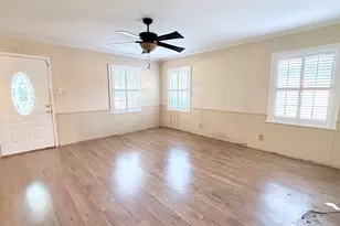 321 20th Ave N, Texas City, TX 77590 - Photo 8