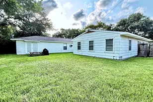 321 20th Ave N, Texas City, TX 77590 - Photo 34