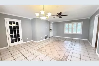 321 20th Avenue N, Texas City, TX 77590 - Photo 16